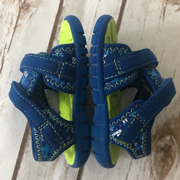 Sesame Street Toddler Sandals 2W - Picture 3 of 8